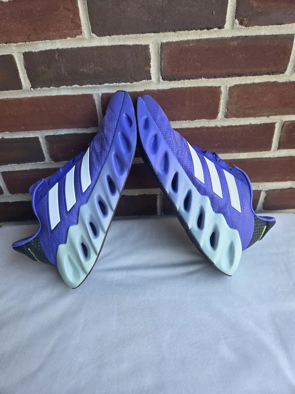 adidas Switch FWD 2 Men's US 9.5 UK 9 Cobalt Blue Running Shoes